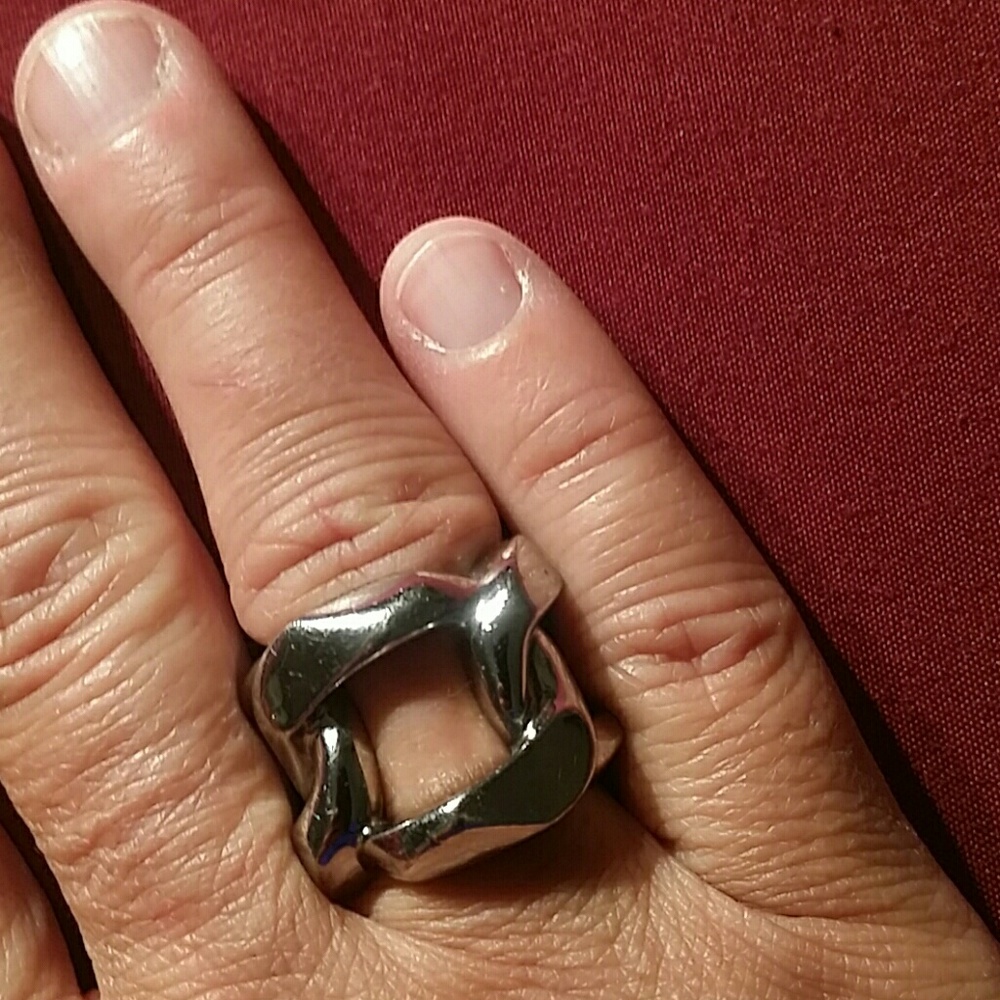 Authentic Michael Kors silver chain ring - Picture 2 of 3